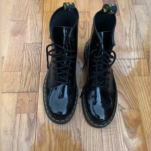Dr Marten